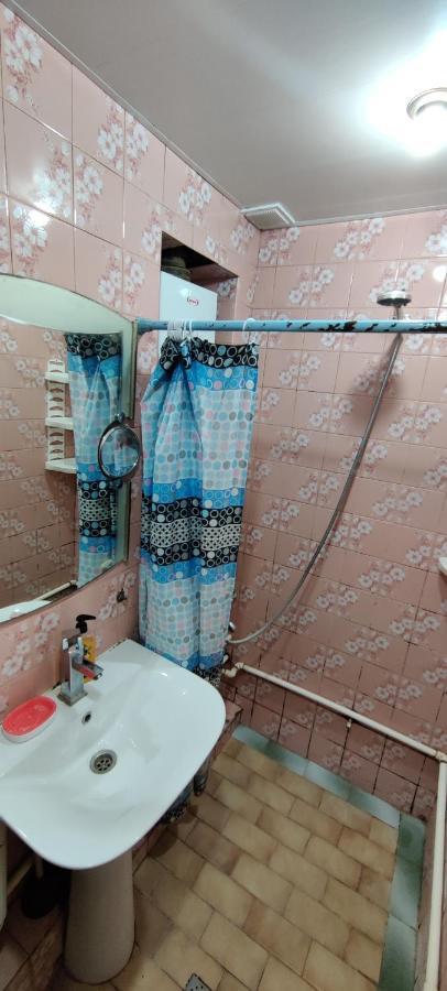 Budget One Room Apartment Baku Exterior foto